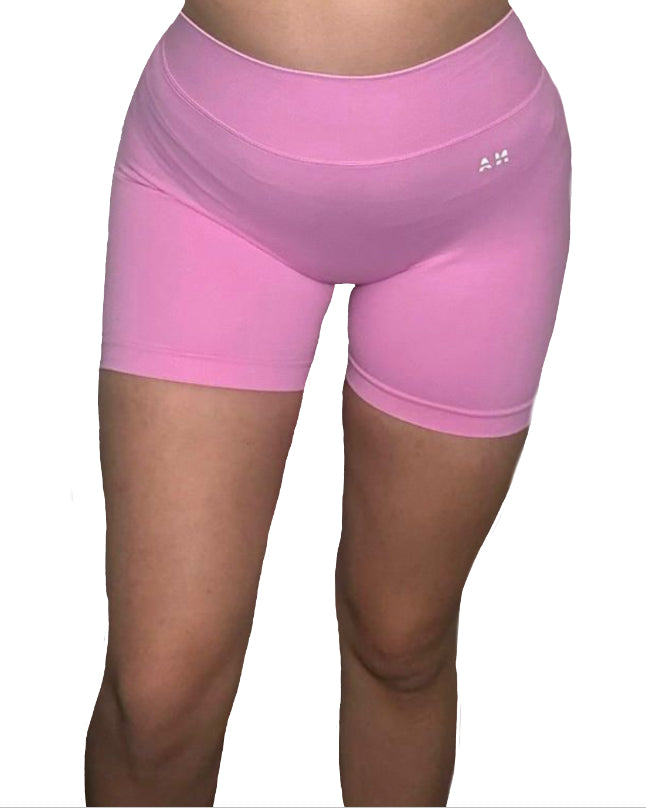 Bubble butt babe shorts