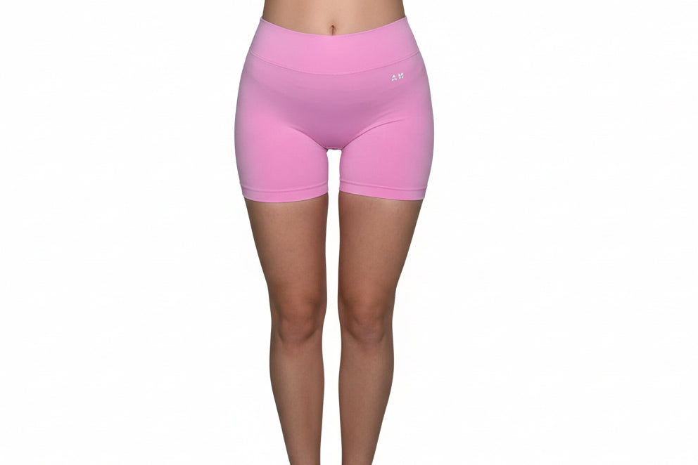 Bubble butt babe shorts